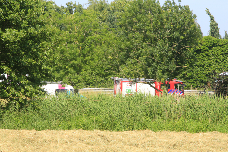 Gaslek na boorwerkzaamheden langs snelweg