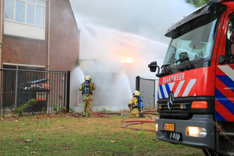 Grote brand in DHL-depot