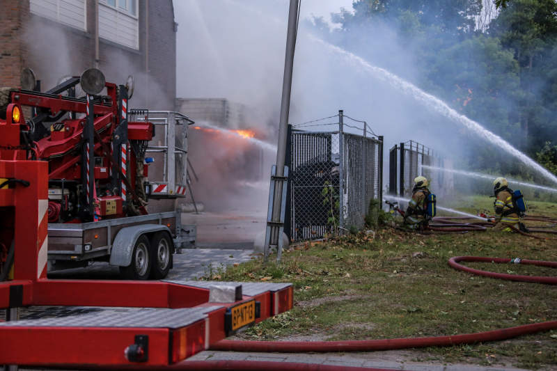 Grote brand in DHL-depot
