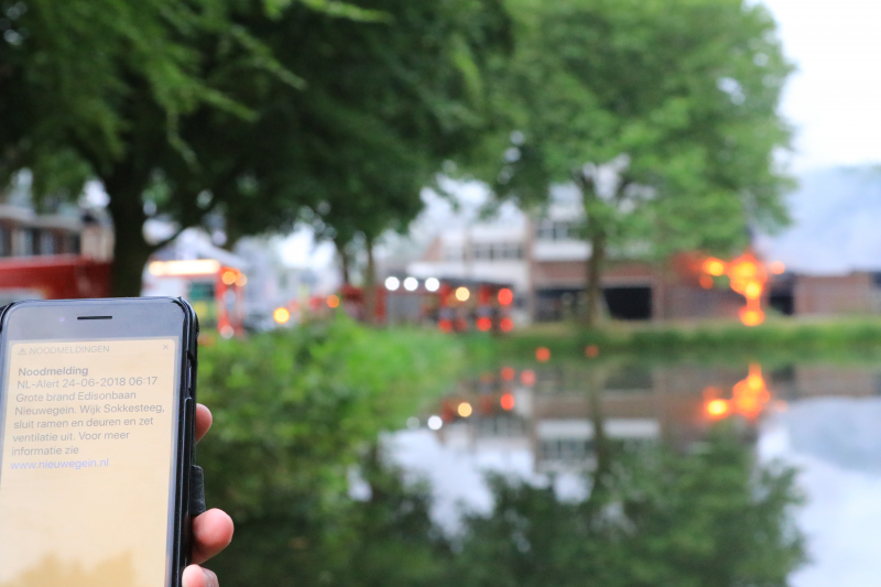 Grote brand in DHL-depot