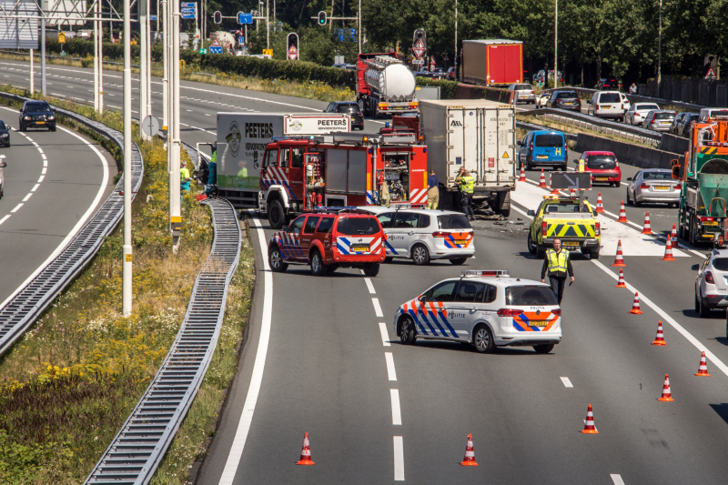 Meerdere voertuigen betrokken bij aanrijding