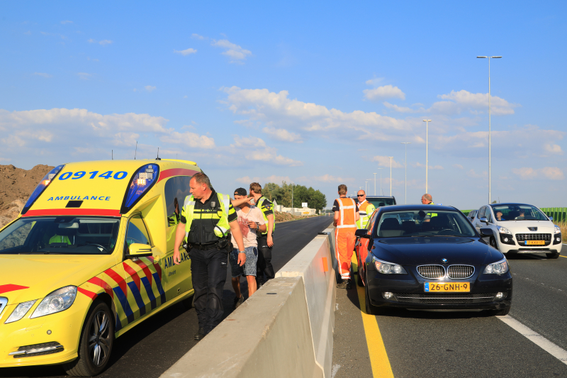 Dronken bestuurder klapt op voorganger