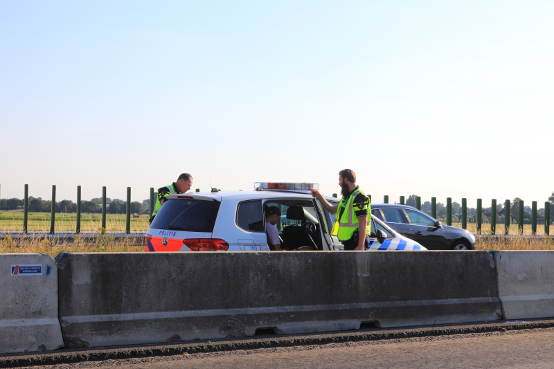 Dronken bestuurder klapt op voorganger