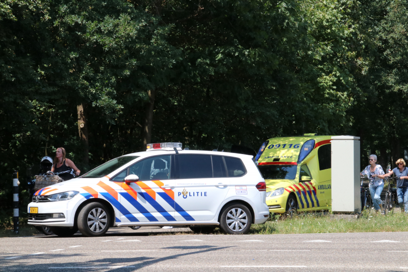 Twee lesmotoren komen tijdens rijles met elkaar in botsing