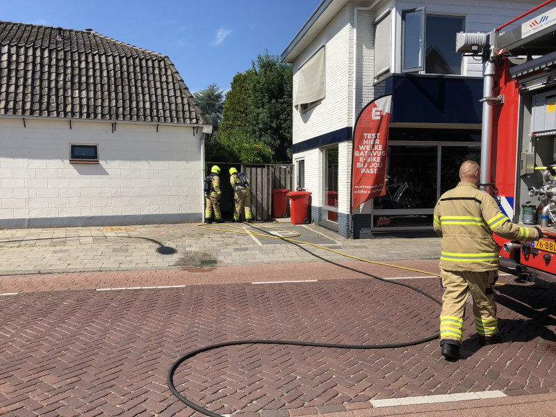 Brand in schuur van Geurts Tweewielers