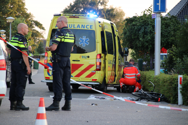 Fietser ernstig gewond bij aanrijding