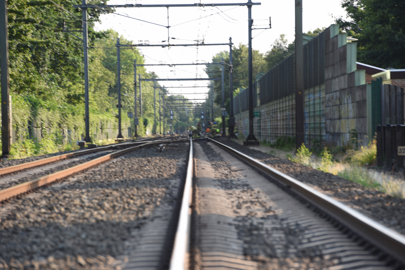 Treinverkeer vertraagd door brand in spoorbiels