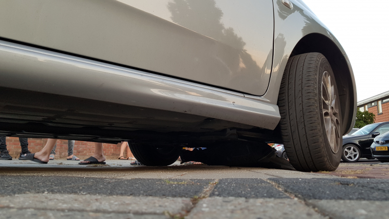 Binnenbocht nemen word auto fataal