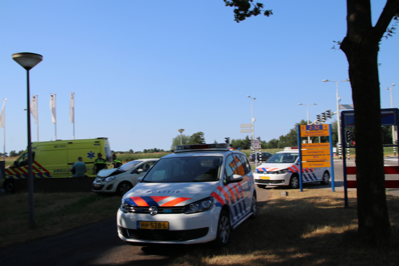 Grote schade bij aanrijding op kruising