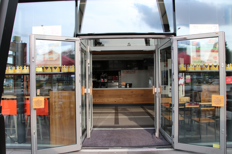 Stroomstoring legt fastfoodketens plat tijdens de spits