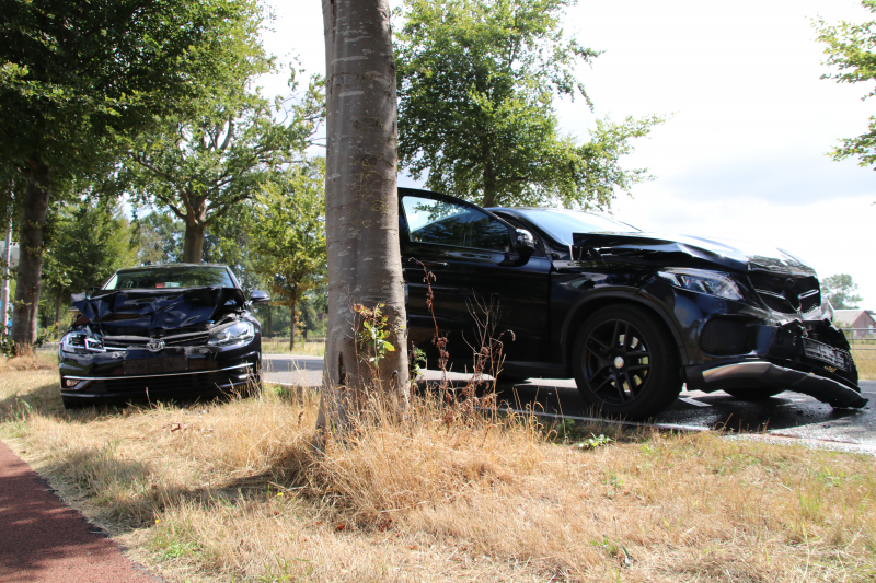 Kettingbotsing met vier auto's