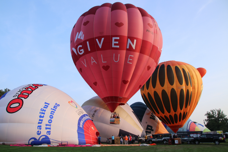Fantastisch weer en grote drukte bij het BallonfiÃ«sta