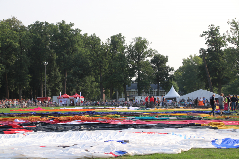 Fantastisch weer en grote drukte bij het BallonfiÃ«sta