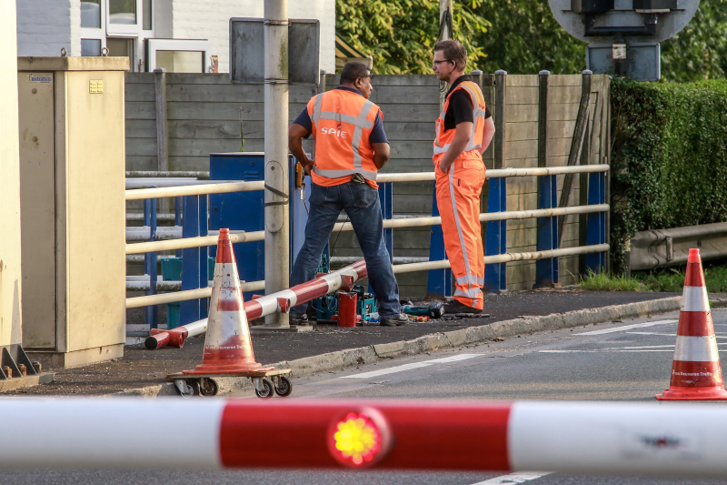 Verkeersopstopping Eembrug na kapotte slagboom