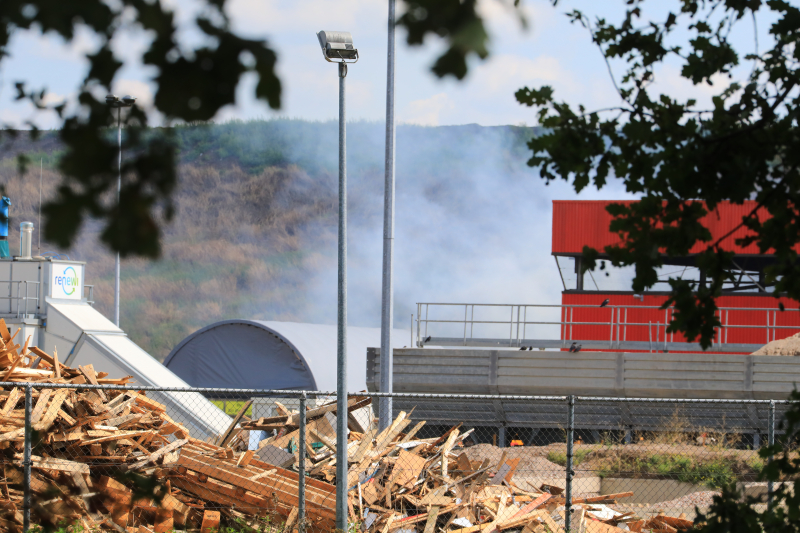 Veel rook bij brand op vuilstortplaats