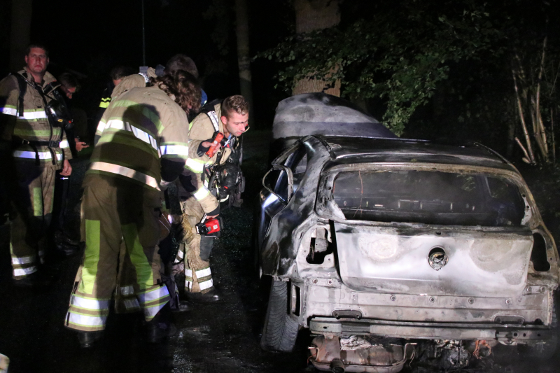 Gestolen BMW volledig uitgebrand