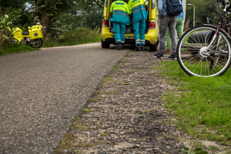 Fietser gaat onderuit en raakt gewond
