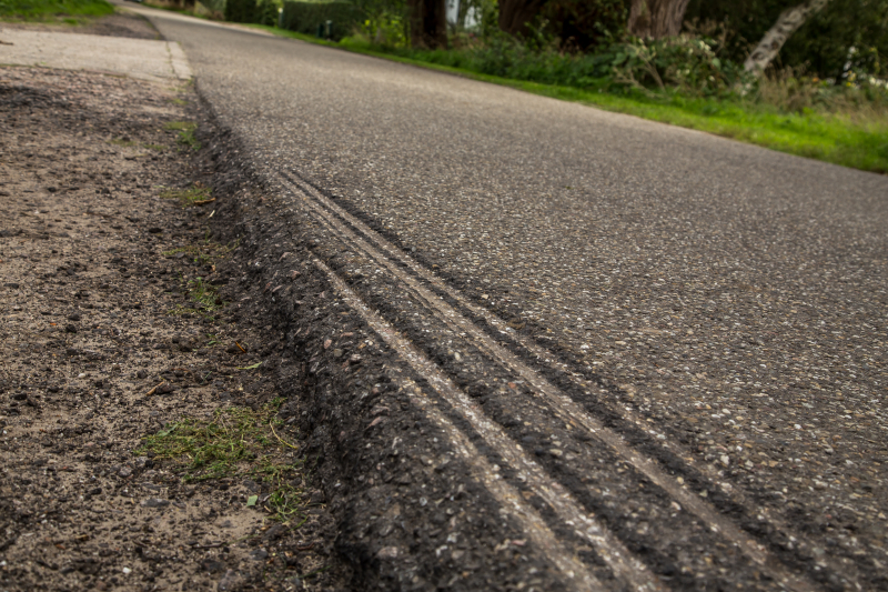 Fietser gaat onderuit en raakt gewond