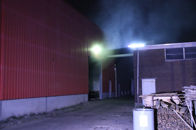 Brand in magazijn van Flamingo Parket