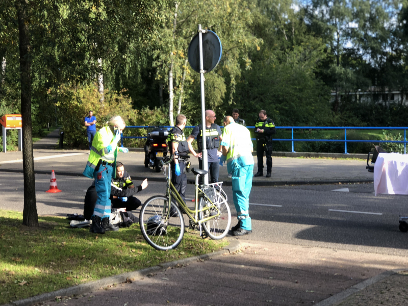 Fietser gewond na aanrijding met driewieler