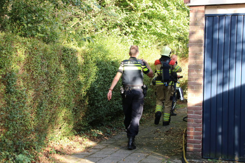 Uitslaande brand in schuur