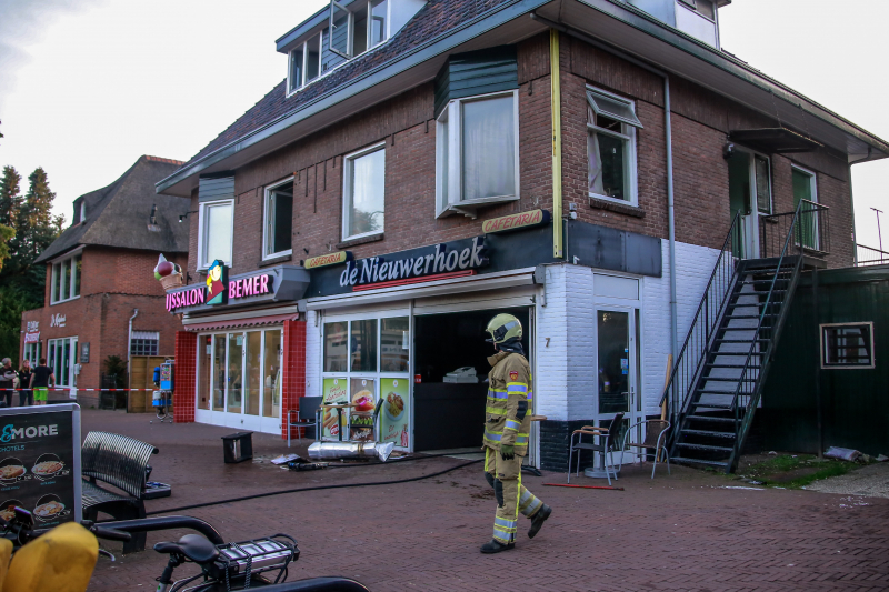 Brand in afvoerkanaal cafetaria
