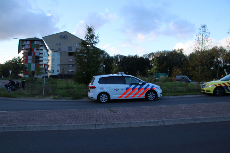 Fietsster licht gewond na aanrijding met motor