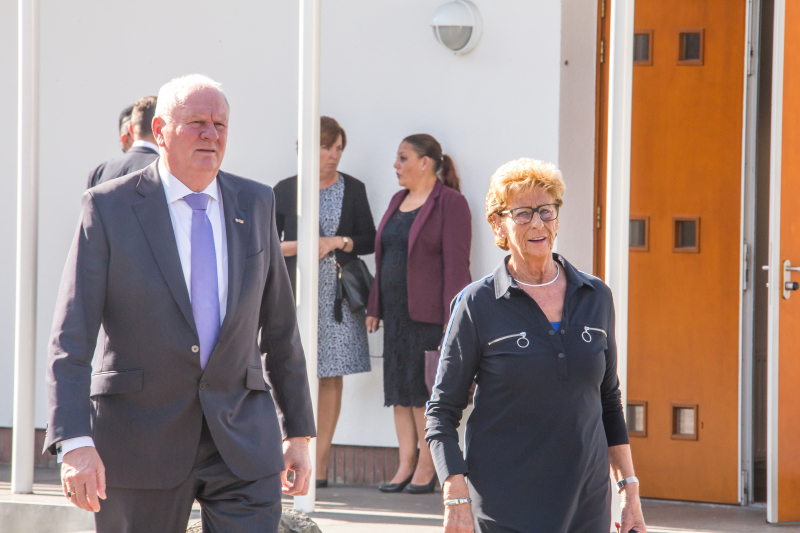 Laatste groet aan Koos Alberts