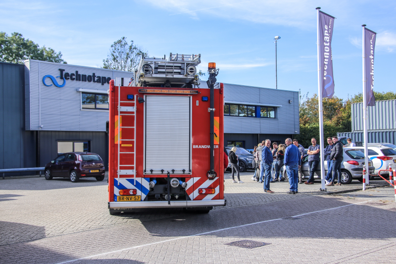 Bedrijfspand ontruimd na gaslucht