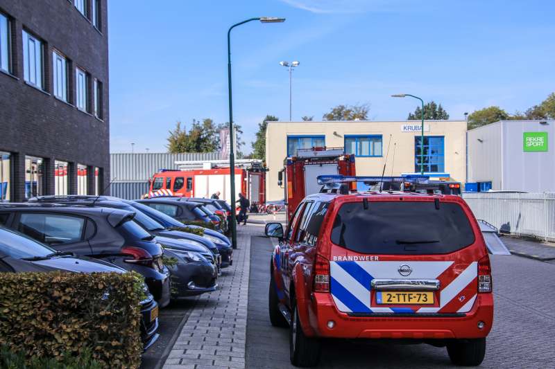 Bedrijfspand ontruimd na gaslucht