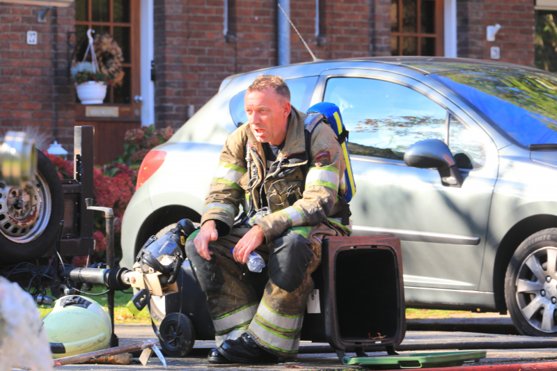 Veel rook bij zolderbrand