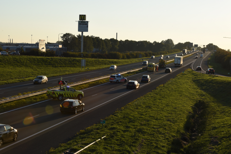 Rijstrook afgesloten na ongeval