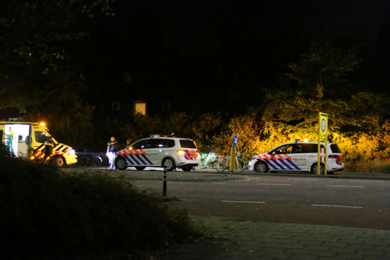 Voorbijganger vindt man op fietspad