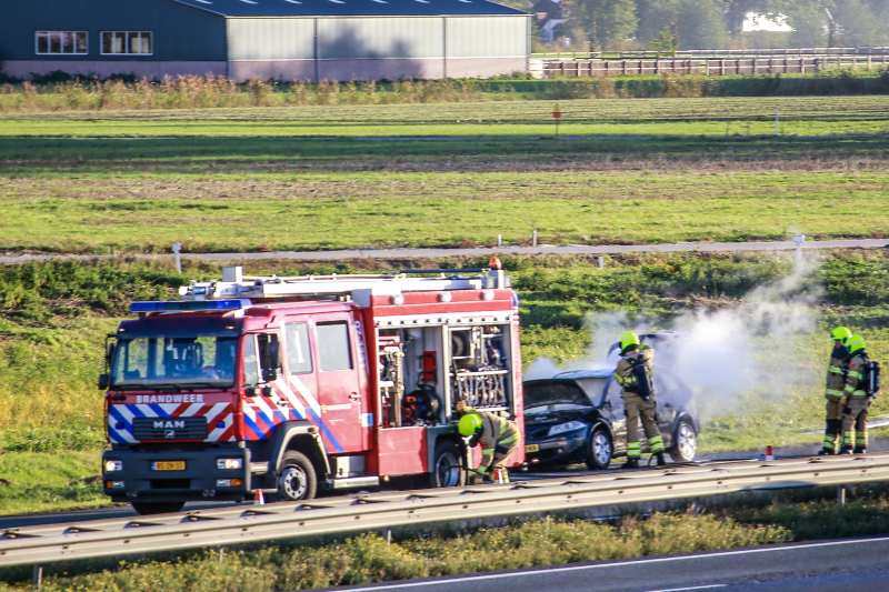 Voertuig verwoest door brand