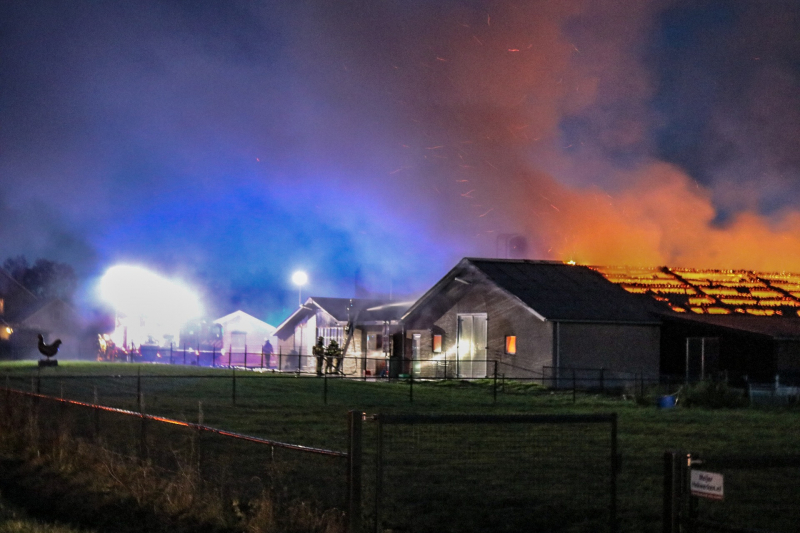 Kippenschuur verwoest door brand