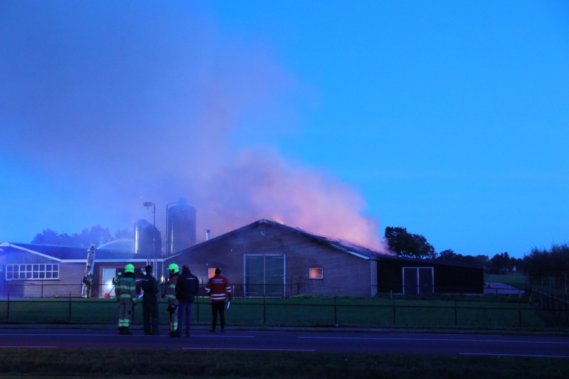 Kippenschuur verwoest door brand