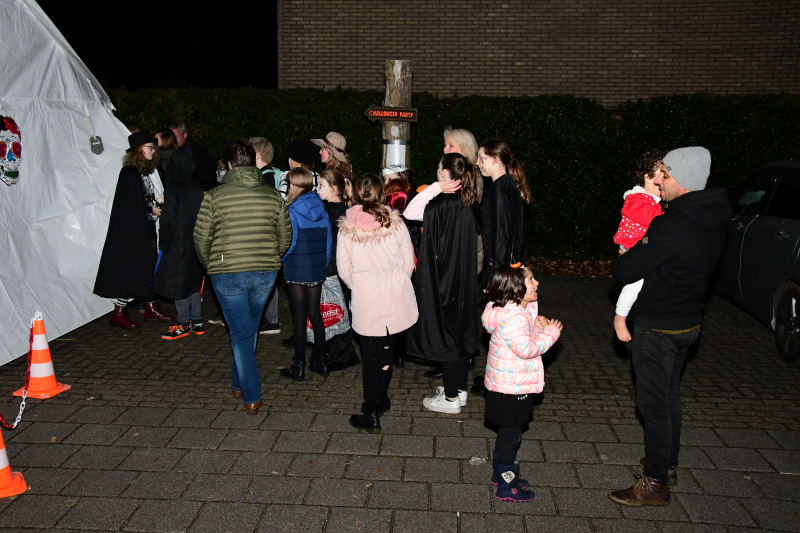 Eemnes omgetoverd in Halloweenstad