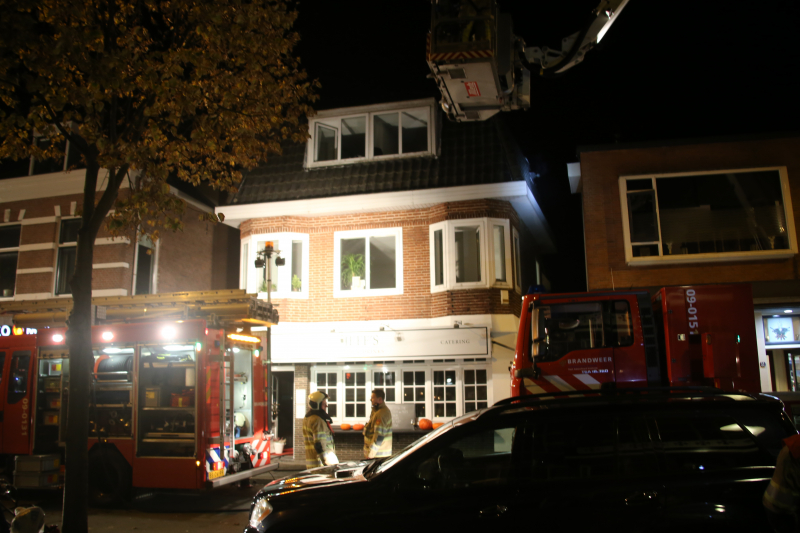 Frituurpan van restaurant vliegt in brand
