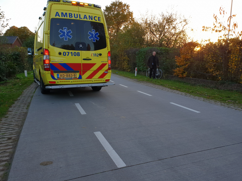 Fietsster gevallen na oneffenheid