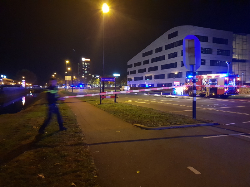 Twee mannen aangehouden met witte bestelbus met vaten