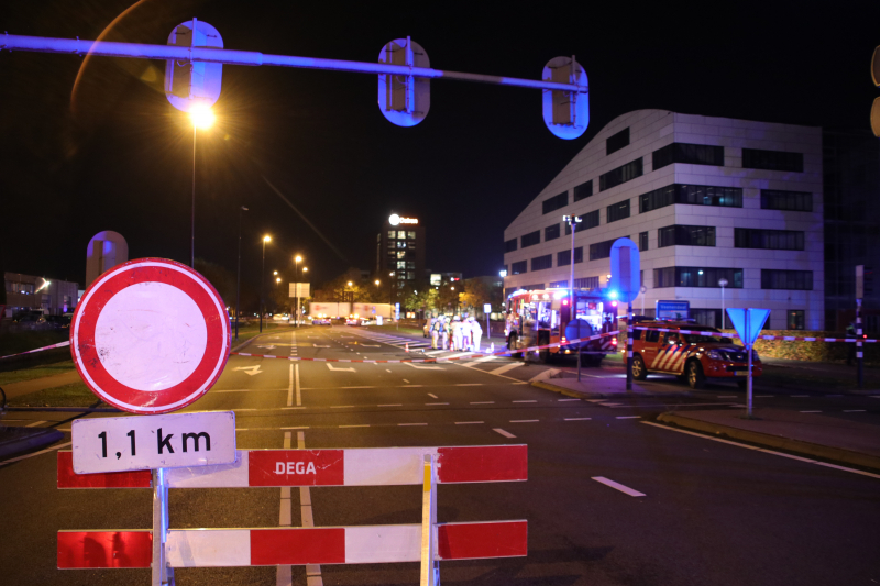 Twee mannen aangehouden met witte bestelbus met vaten