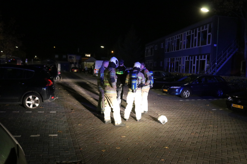 Twee mannen aangehouden met witte bestelbus met vaten