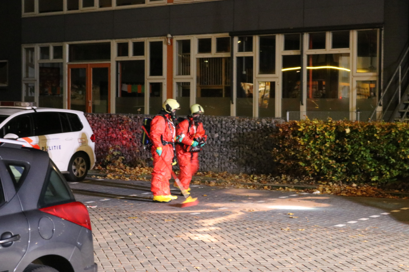 Twee mannen aangehouden met witte bestelbus met vaten