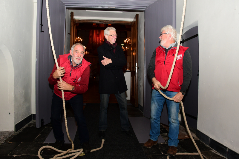 Wethouder luidt met klokkenluidersgilde ter nagedachtenis WO1