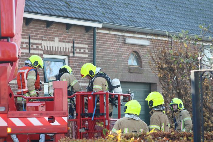 Hardnekkige schoorsteenbrand moeilijk te blussen