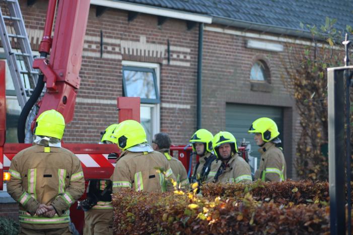 Hardnekkige schoorsteenbrand moeilijk te blussen