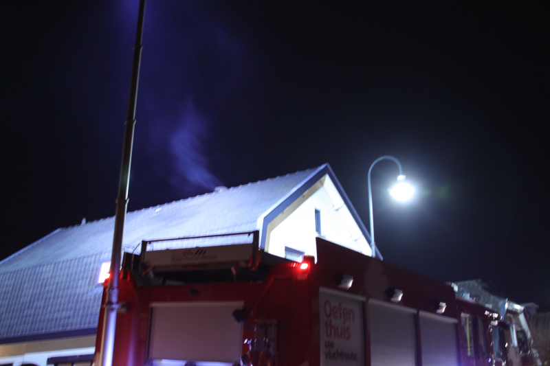 Schoorsteenbrand snel onder controle