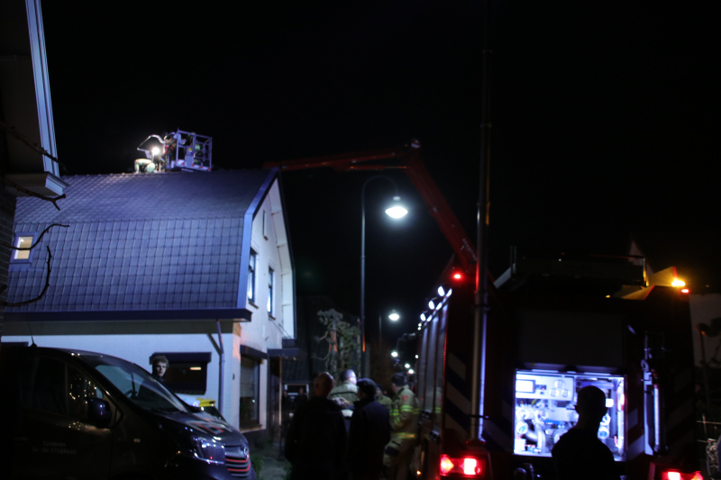 Schoorsteenbrand snel onder controle