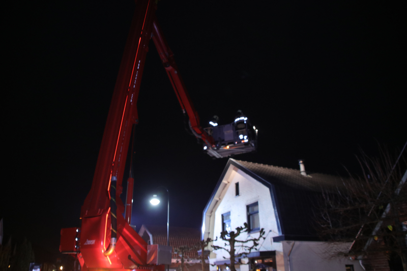 Schoorsteenbrand snel onder controle