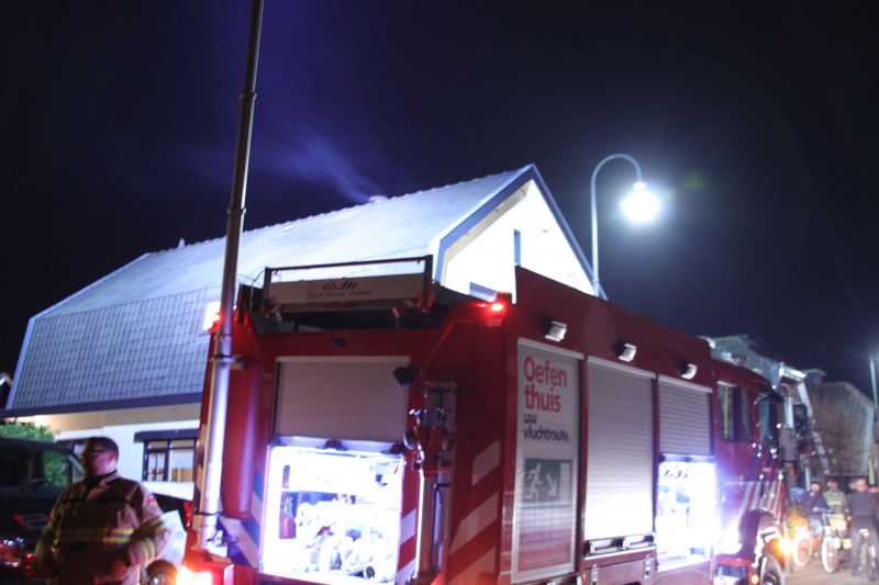 Schoorsteenbrand snel onder controle